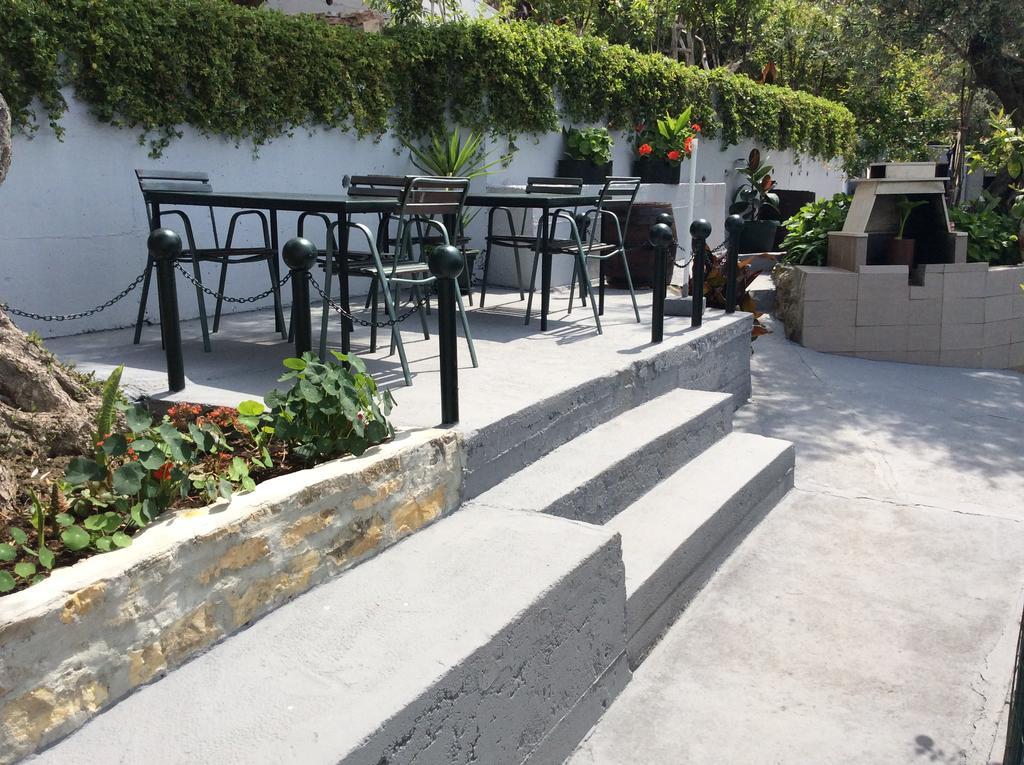 Apartments Simo Petrovac Exterior photo